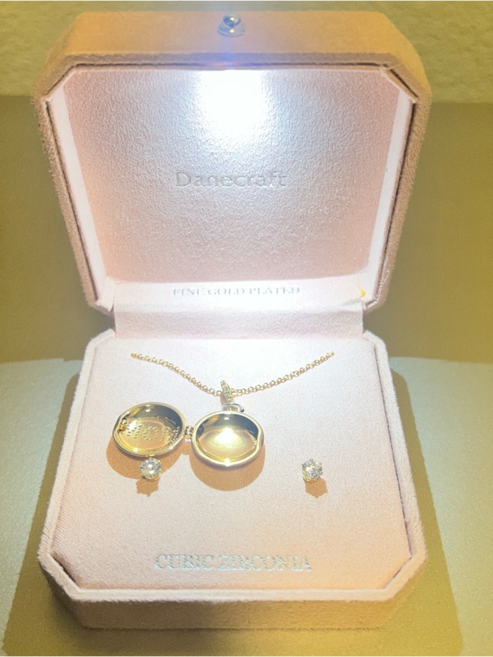 NEW Danecraft Cubic Zirconia Fine Gold Plated Locket Necklace with Stud Earrings